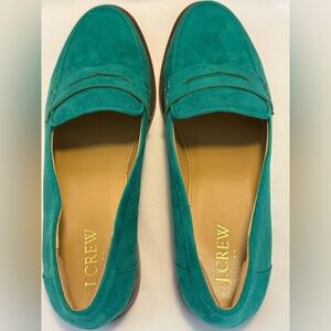 NWOT J. Crew Gorgeous Kelly Green Suede Penny Loafers Women’s Size 8